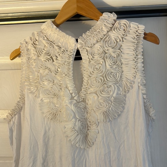 Grace Elements Cream Sleeveless Blouse with Floral Accents - Picture 2 of 5